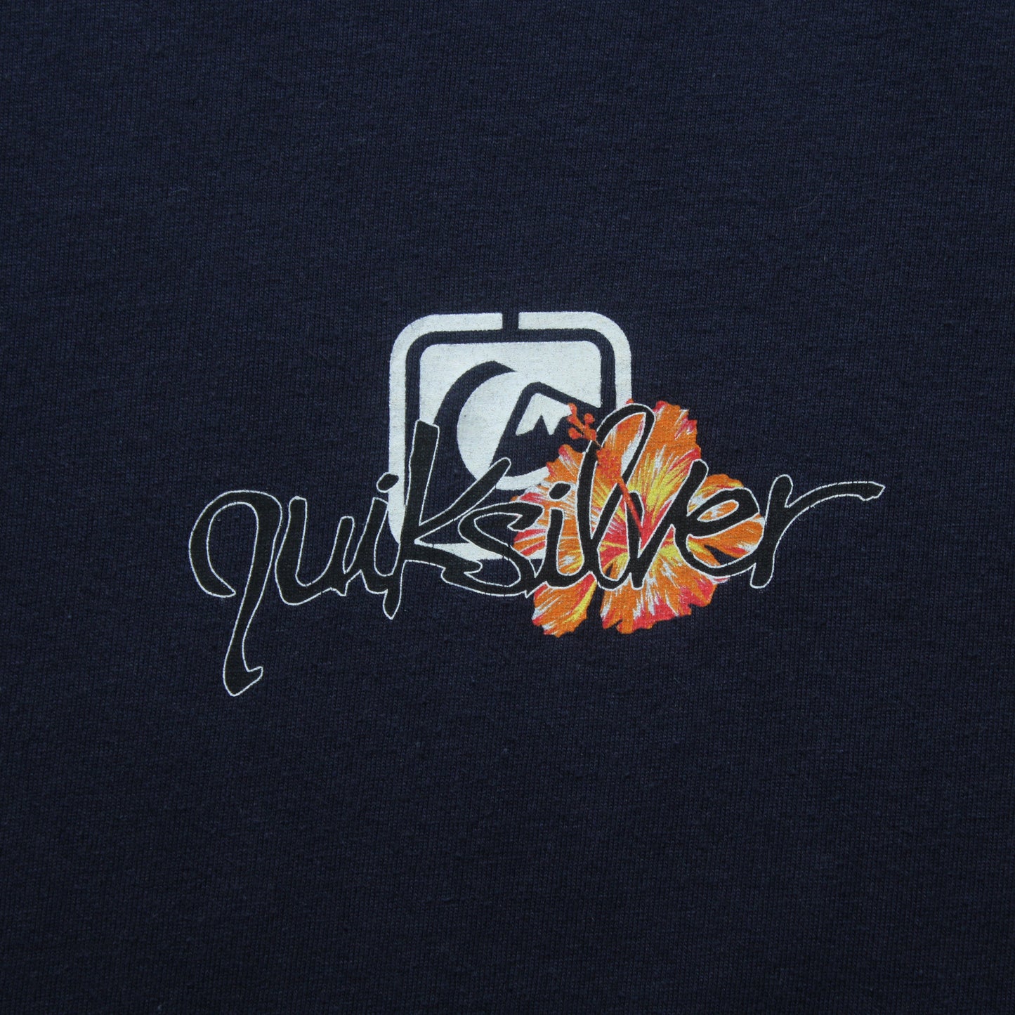 Vintage 2000s Quiksilver Surf Tee - M