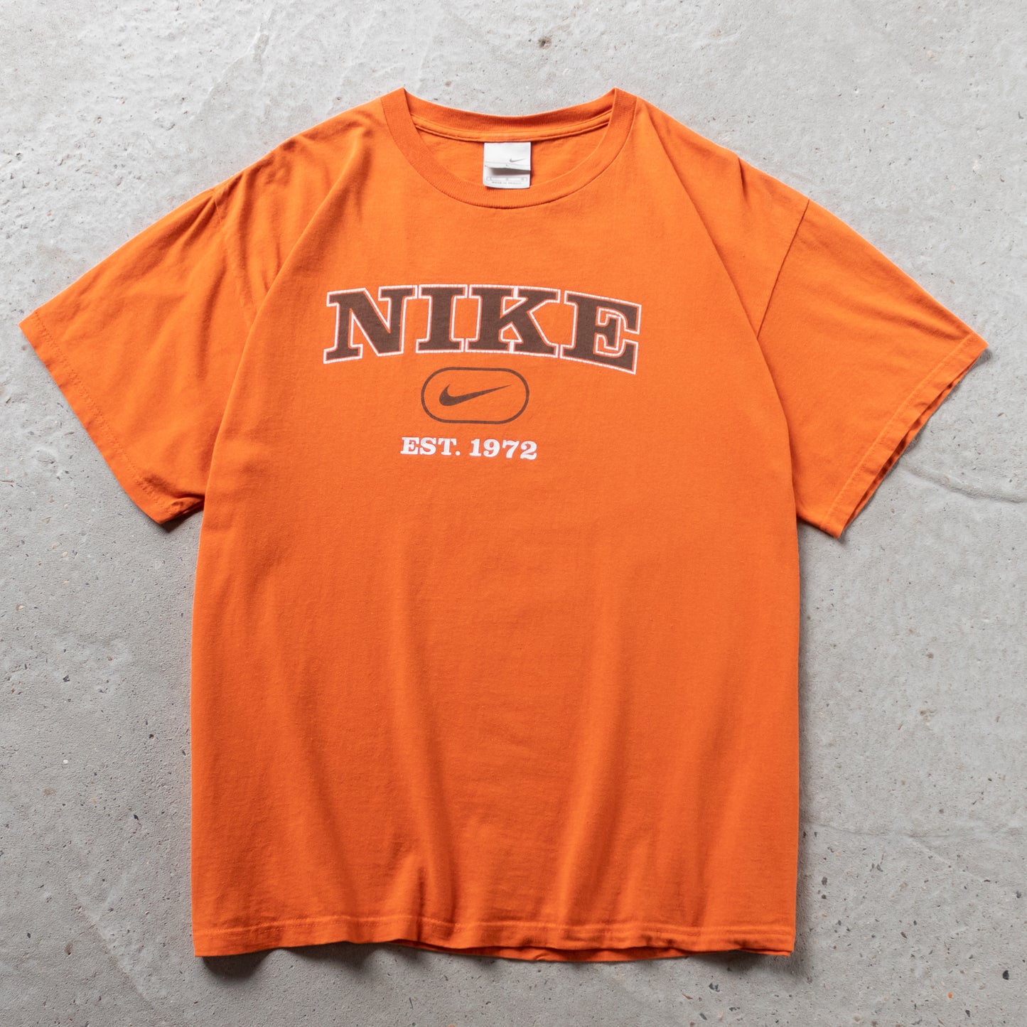 Vintage 2000s Nike Spellout Tee - L