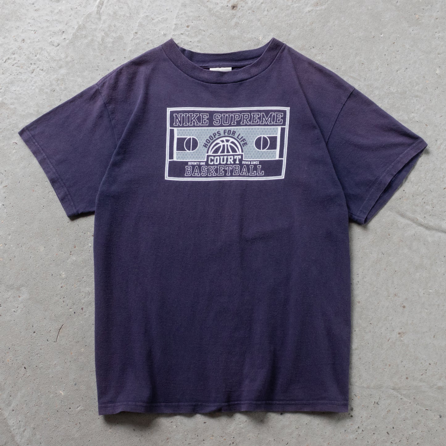 Vintage 2000s Nike Supreme Court Tee - S