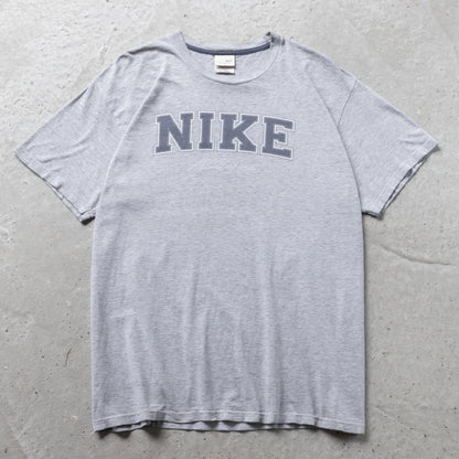 Vintage 2000s Nike Athletics Tee - XL