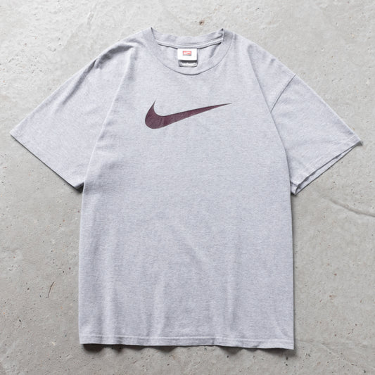 Vintage 2000s Nike Swoosh Tee - M