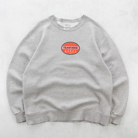 Vintage 2000s Nike Team Staff Sweatshirt - M