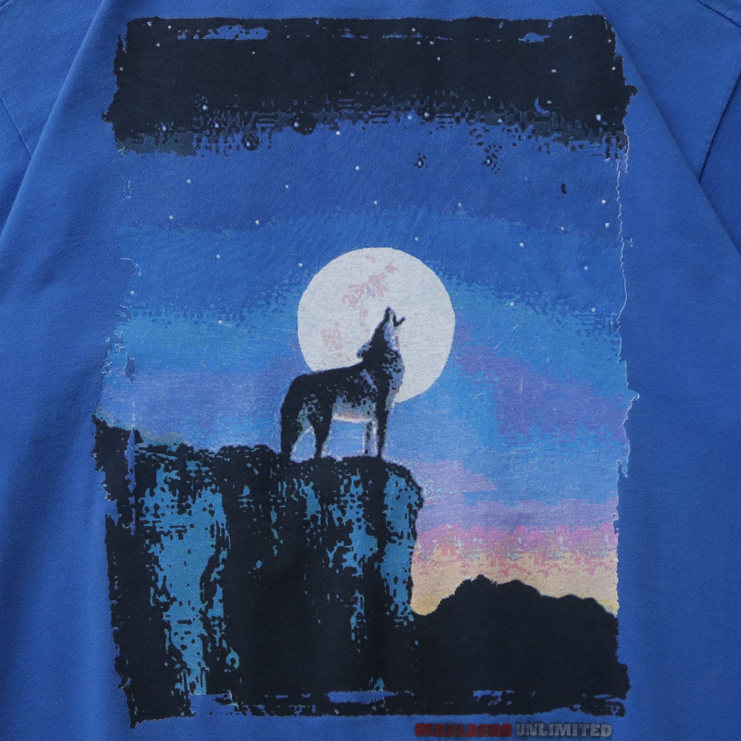 Vintage 90s Marlboro Cigarettes Howling Wolf Tee - XL