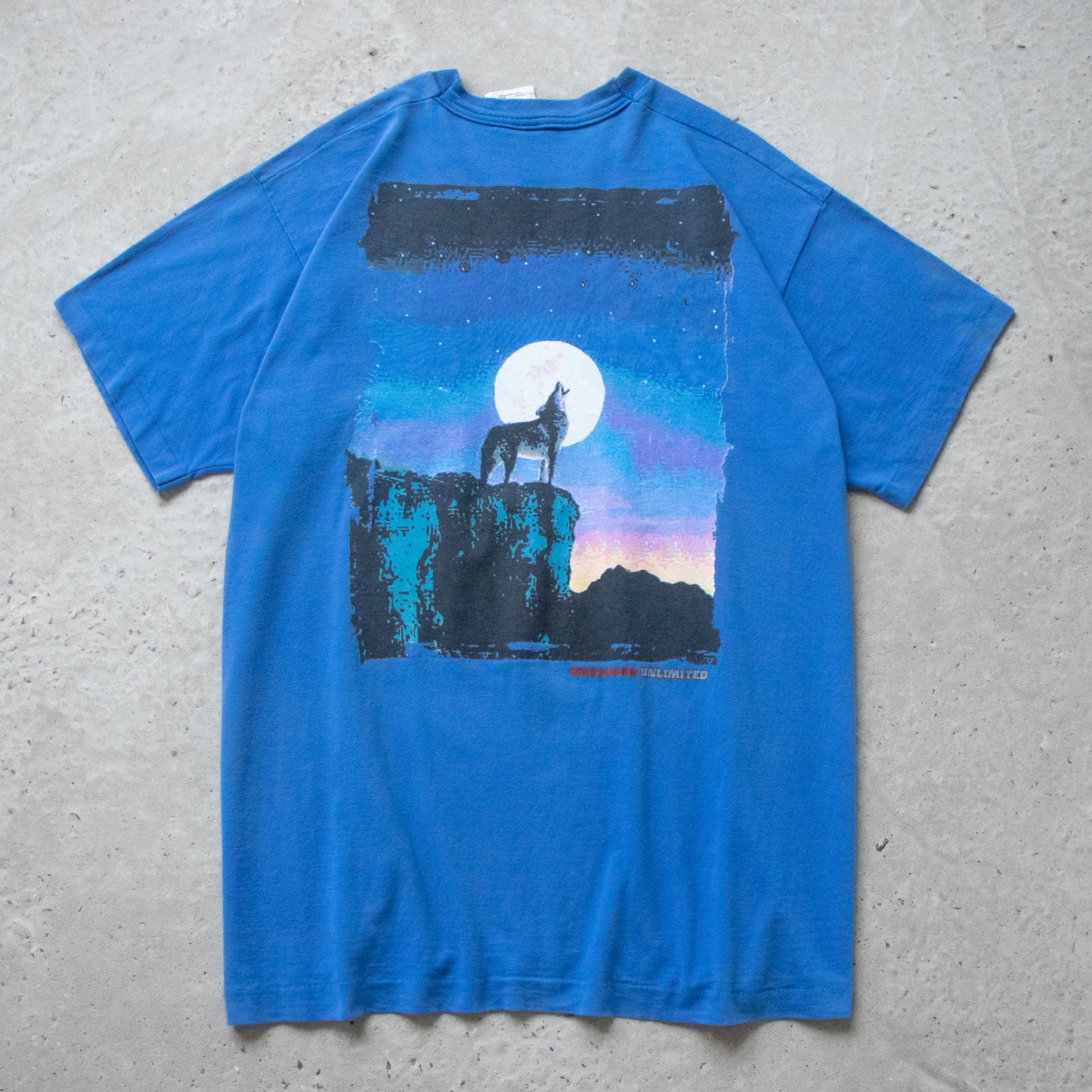 Vintage 90s Marlboro Cigarettes Howling Wolf Tee - XL