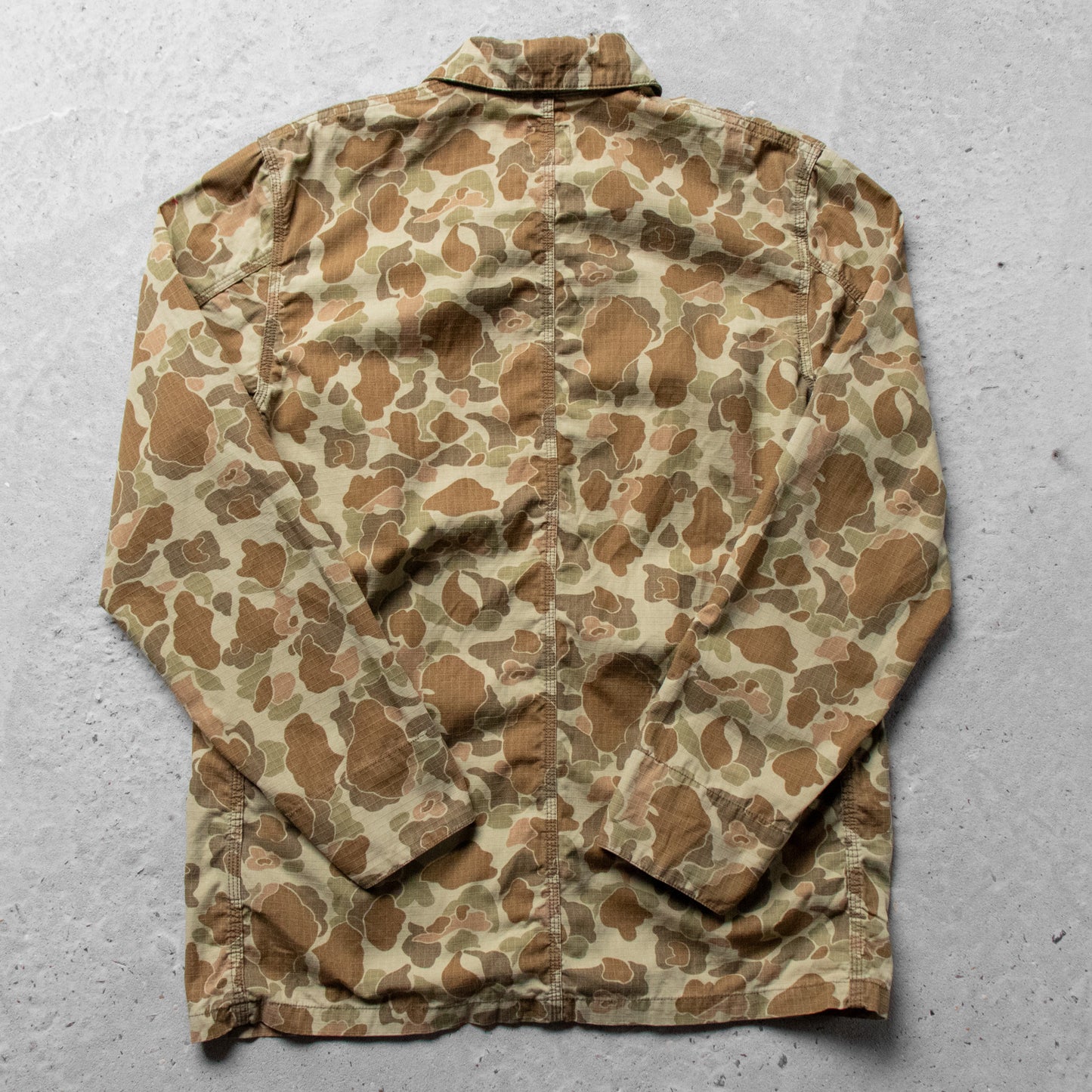 Vintage 2000s Carhartt Duck Camo Digger Jacket - L