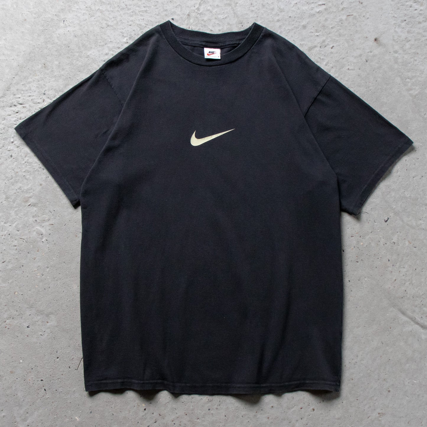 Vintage 90s Nike Swoosh Tee - M