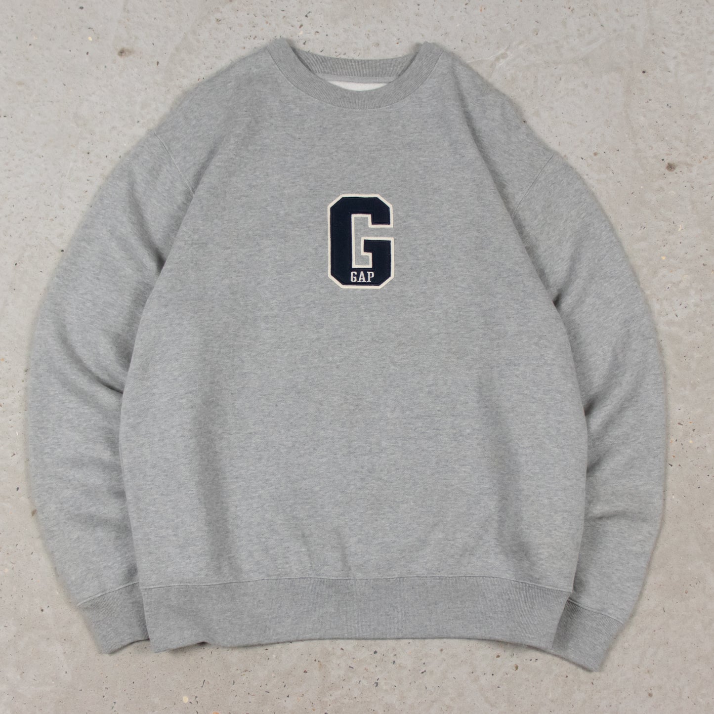 Vintage 2000s GAP Sweatshirt - M