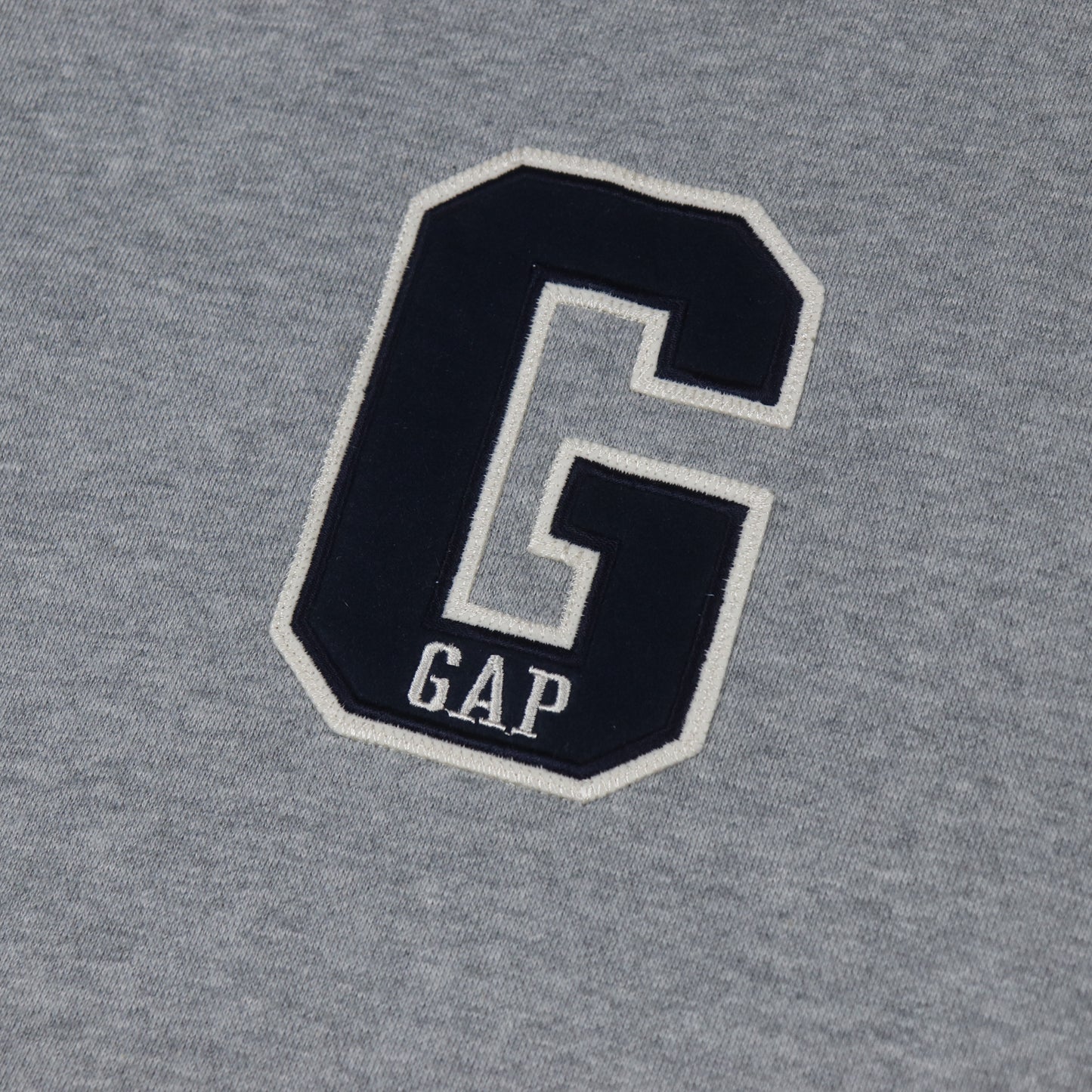 Vintage 2000s GAP Sweatshirt - M