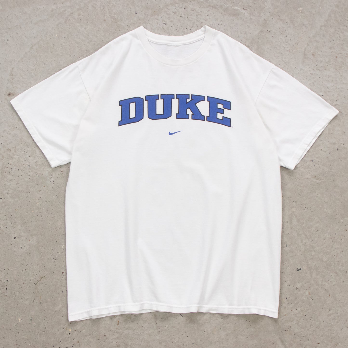 Vintage 90s Nike Duke Blue Devils NCAA Tee - L