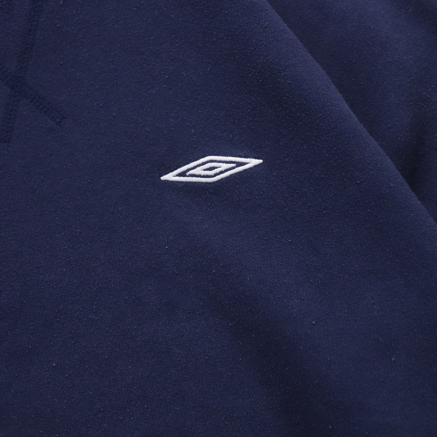 Vintage 2000s Umbro Logo Sweatshirt - M