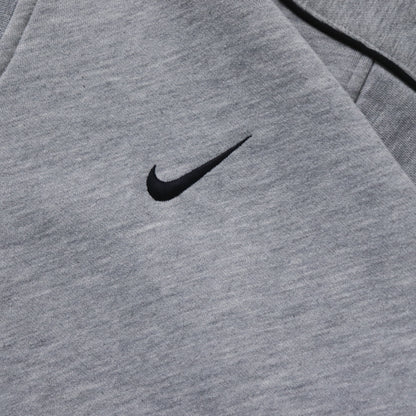 Vintage 90s Nike Swoosh Sweatshirt - M