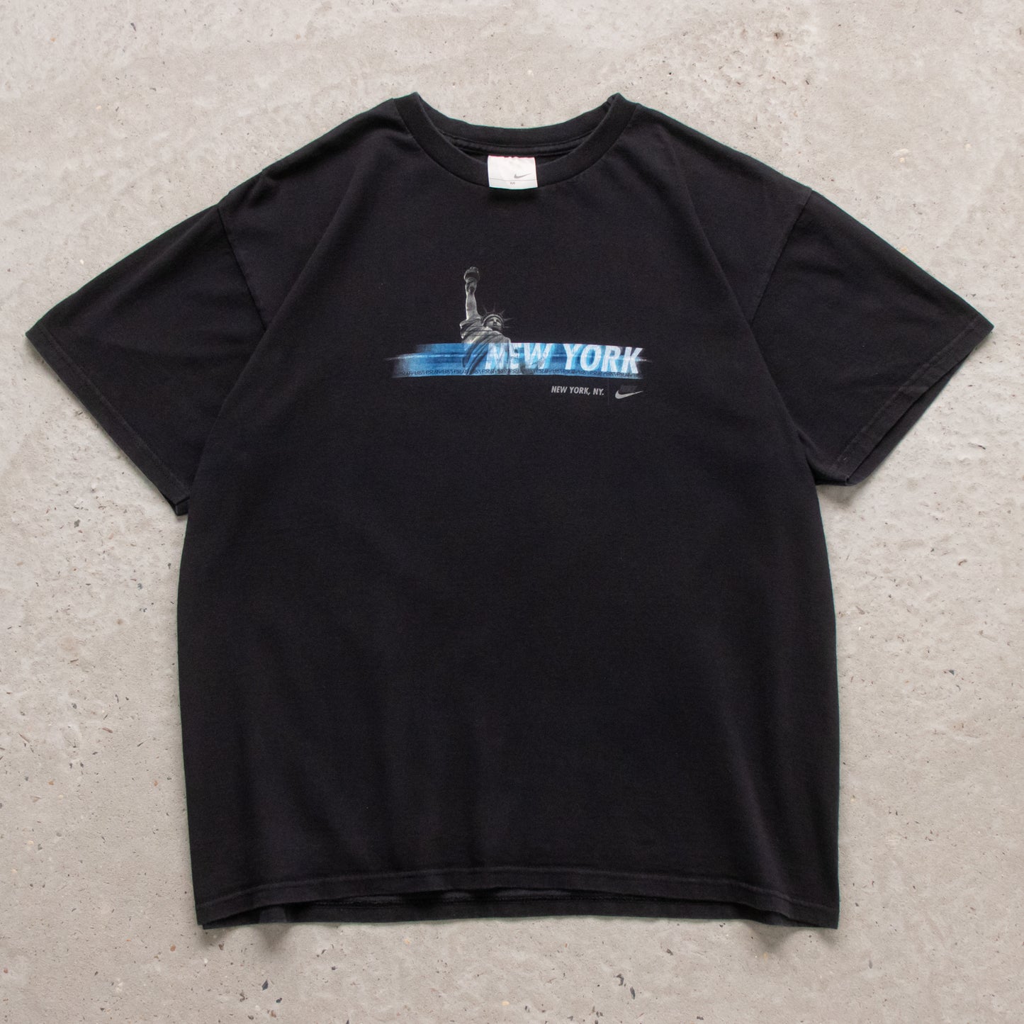 Vintage 2000s Nike New York Tee - M