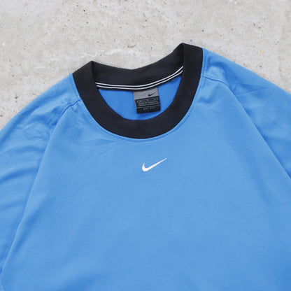 Vintage 2000s Nike Centre Swoosh Soccer Jersey - M