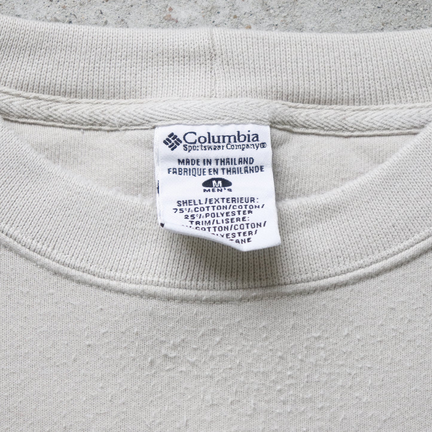 Vintage 2000s Columbia Spellout Sweatshirt - M