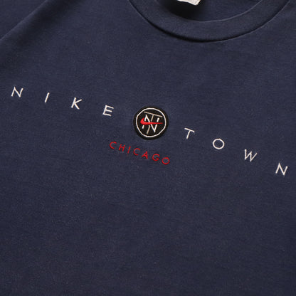 Vintage 90s Nike Town Chicago Tee - L