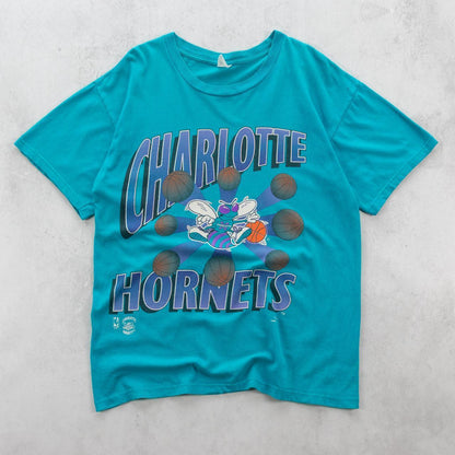 Vintage 90s Charlotte Hornets NBA Tee - L